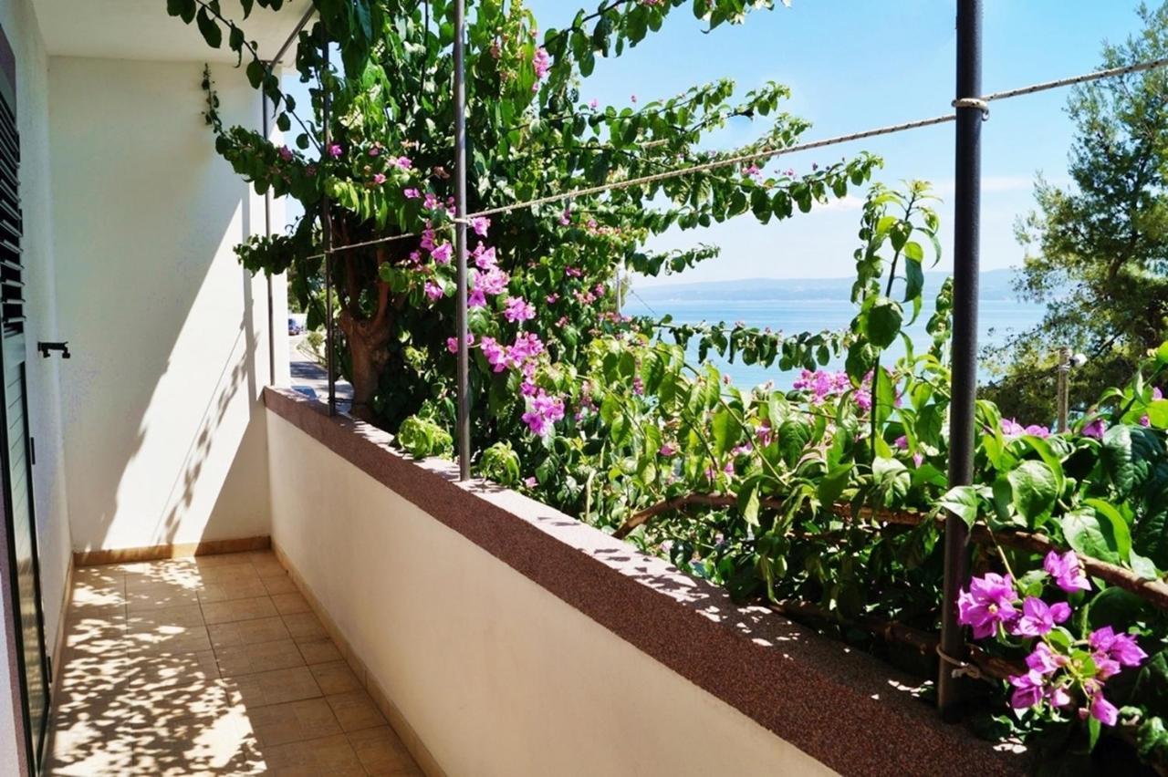 Apartments By The Sea Krilo Jesenice, Omis - 15145 Jesenice  Ngoại thất bức ảnh