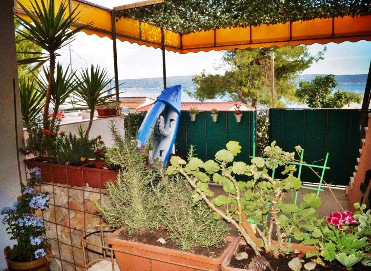 Apartments By The Sea Krilo Jesenice, Omis - 15145 Jesenice  Ngoại thất bức ảnh